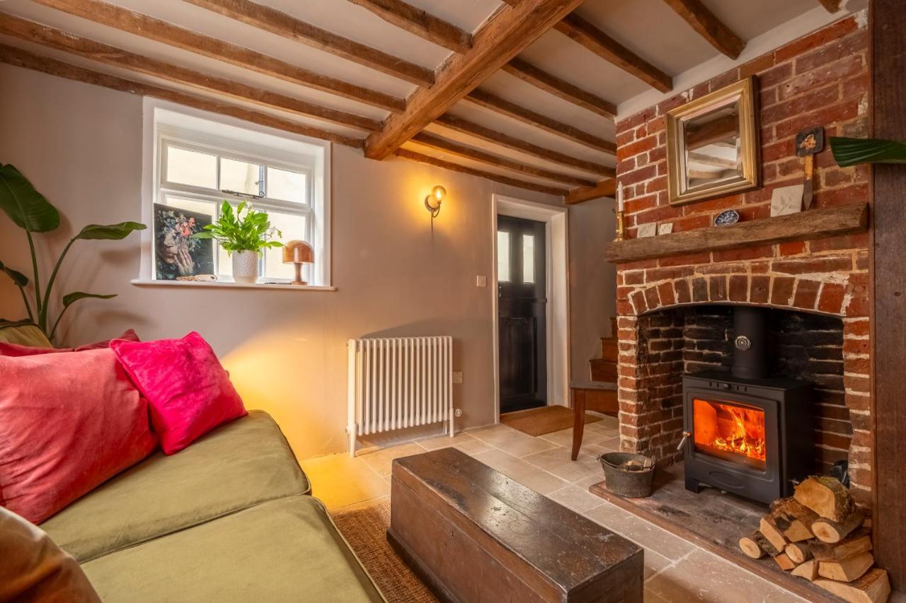 Most Romantic Cottage In Suffolk - Number Four Фрамлингхам Экстерьер фото